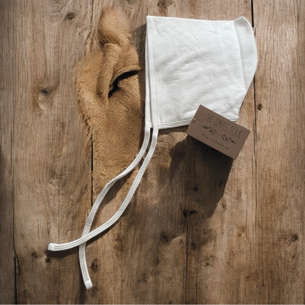 The Fleece Pixie Hat in Undyed